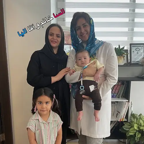 دکتر مینا اکرمی متخصص زنان و زایمان کرج