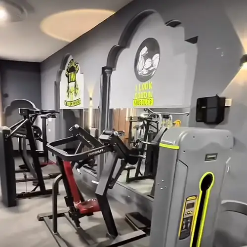 باشگاه بدنسازی تندیس کرج مهرشهر