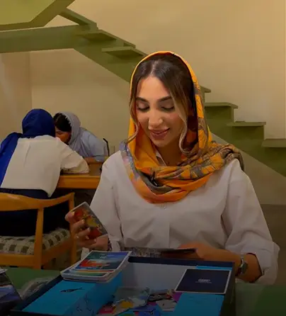 بازی فکری در کافه هشت کرج