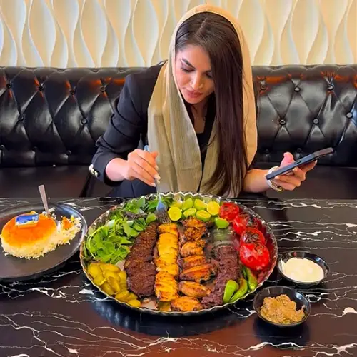 کافه پالیز گلشهر کرج