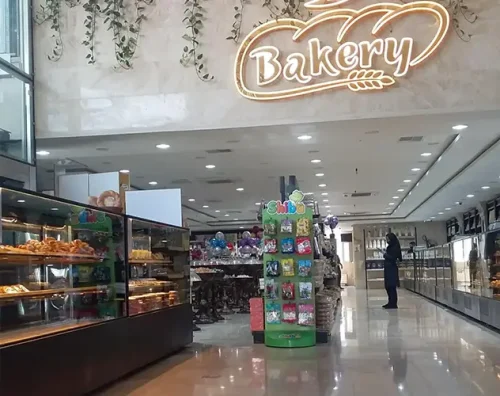 نان و شیرینی روما