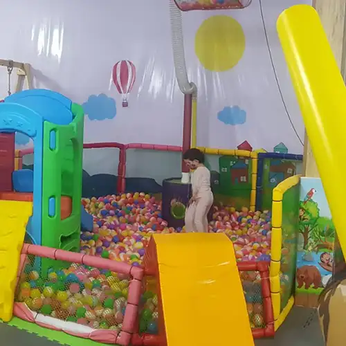 خانه بازی مادر