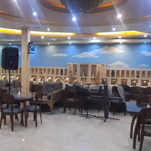 رستوران نقش جهان کرج