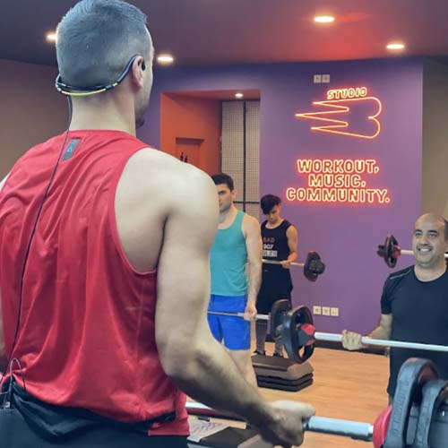 باشگاه ورزشی استودیو بی – Studio B در مهرشهر
