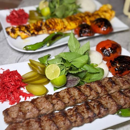 رستوران زعفرون در عظیمیه