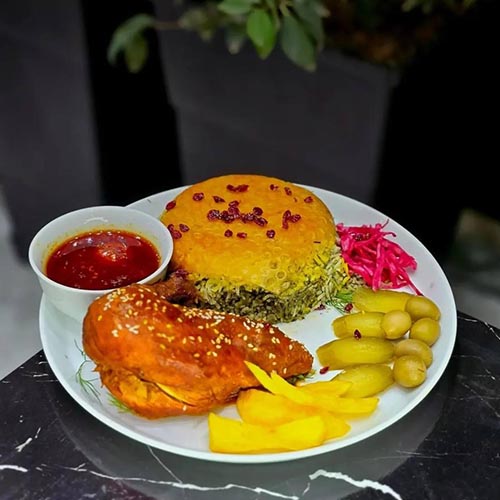 کافه رستوران تین در عظیمیه
